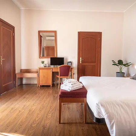 Konukevi Sottoassisi - 3*